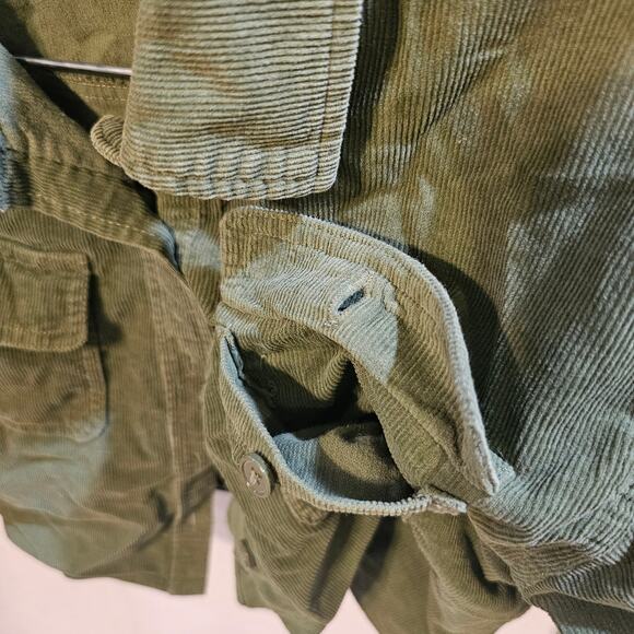 Forever 21 Girls Cropped Green Corduroy Jacket, Size 9/10 - Picture 4 of 8